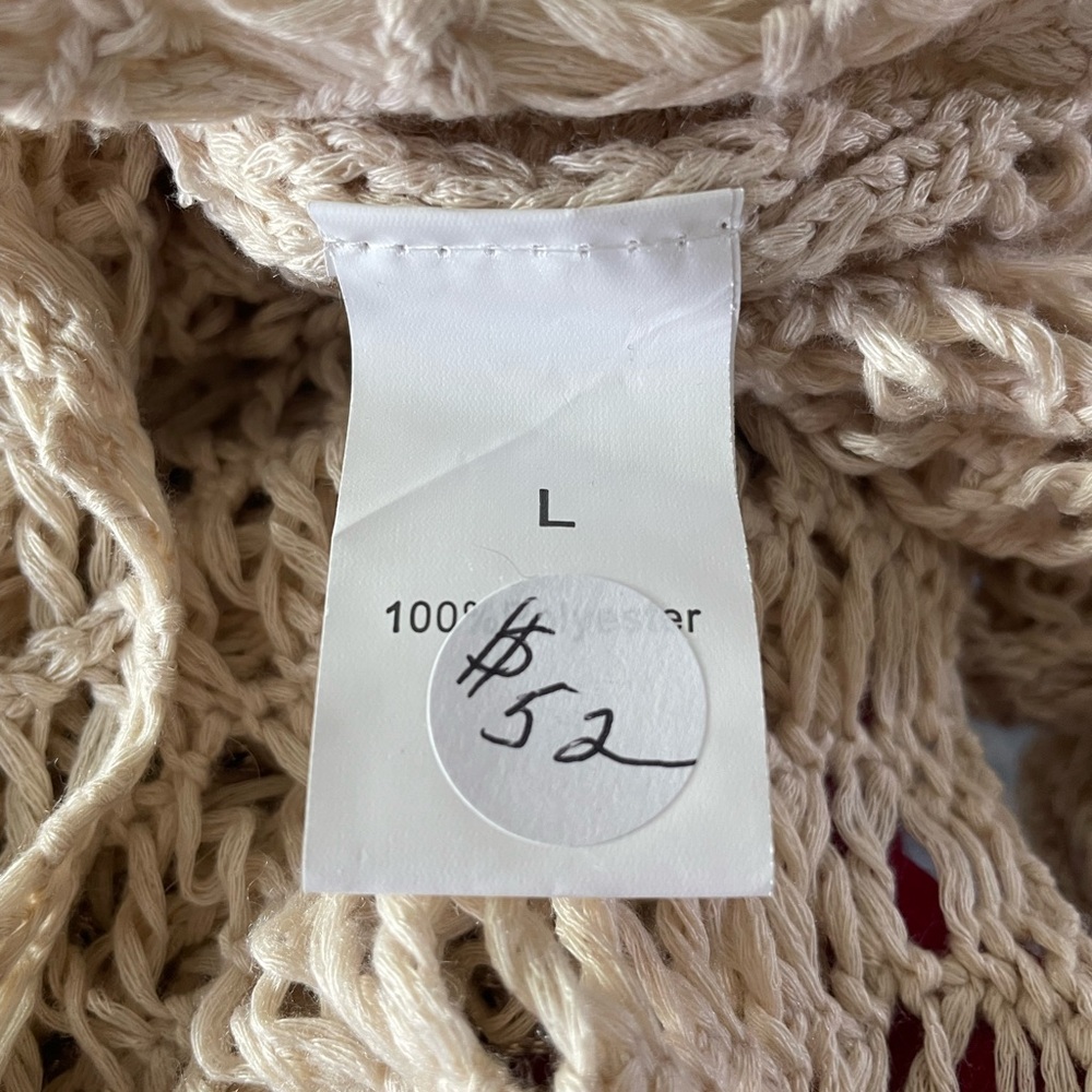 Elegant‎ Beige Crocheted Star Design Sweater, Size Large - NWT - Picture 4 of 5
